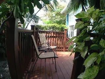 Travelers Palm Inn Key West