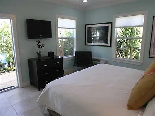 Travelers Palm Inn Key West 2*,  United States